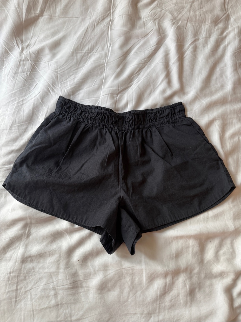 Zara Women's Black Elastic Waist Cotton Shorts Small